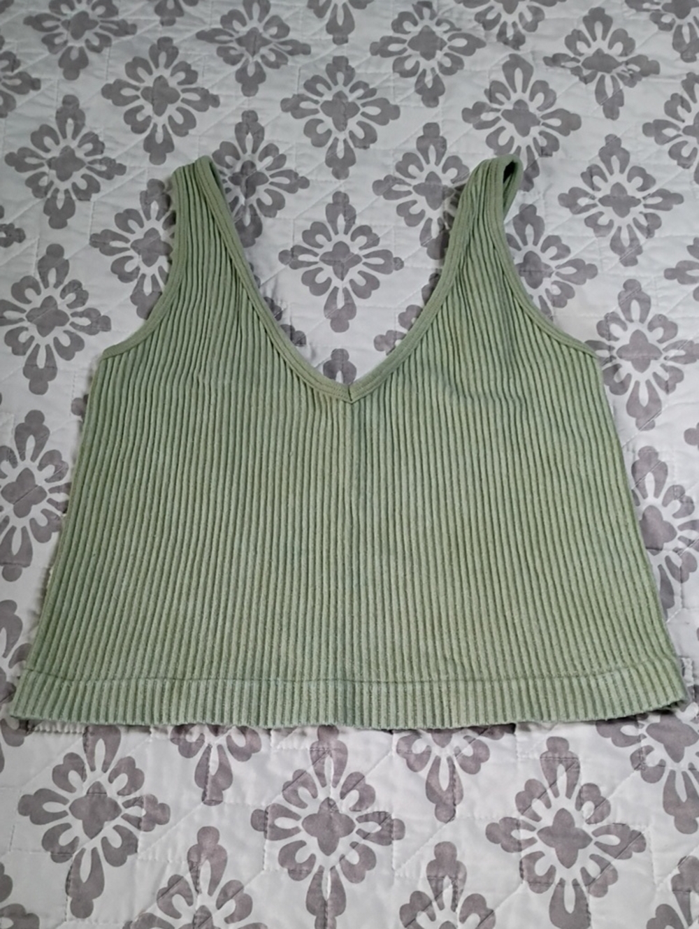 Aura Ribbed V-Neck Green Crop Tank - Sage
